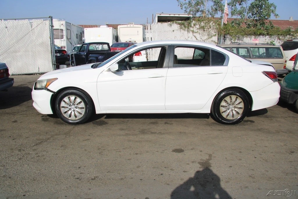 2012 Honda Accord 8th Gen - Image 3 of 21
