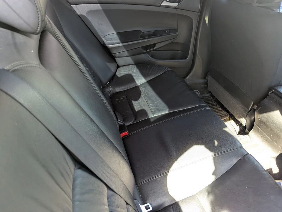2012 Honda Accord 8th Gen - Image 8 of 11