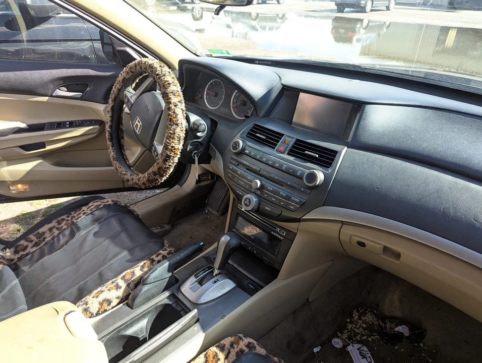 2012 Honda Accord 8th Gen - Image 7 of 11