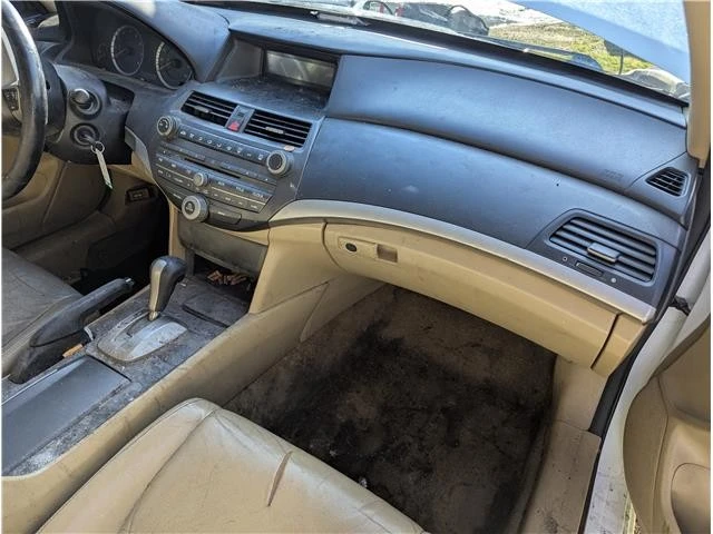 2012 Honda Accord 8th Gen - Image 7 of 11