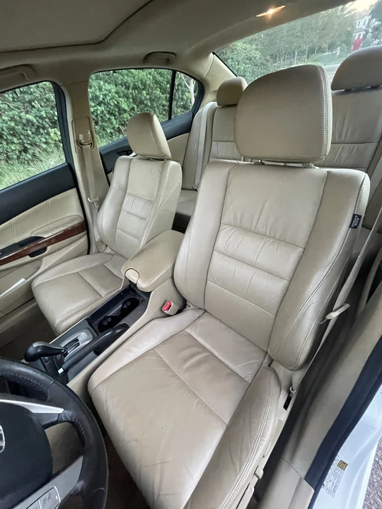 2012 Honda Accord 8th Gen - Image 8 of 13