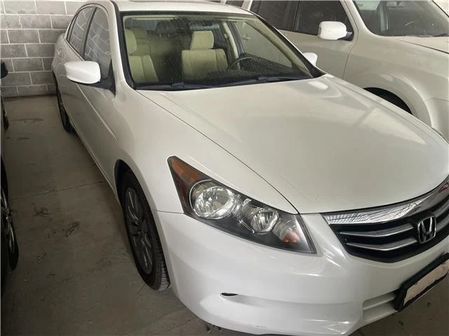 2012 Honda Accord 8th Gen - Image 4 of 16