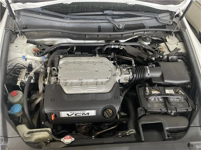 2012 Honda Accord 8th Gen - Image 10 of 16