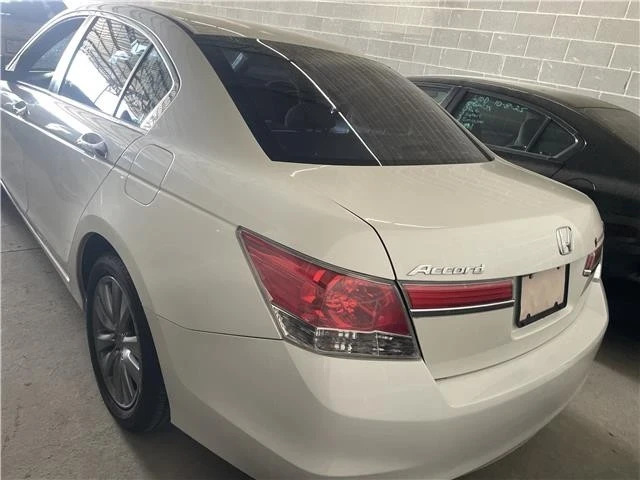 2012 Honda Accord 8th Gen - Image 8 of 16