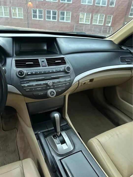 2012 Honda Accord 8th Gen - Image 14 of 17