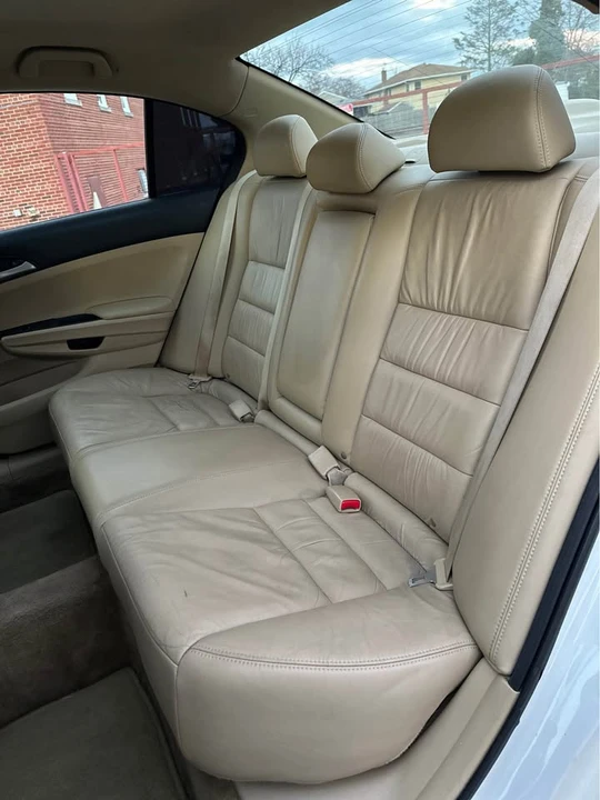 2012 Honda Accord 8th Gen - Image 11 of 17