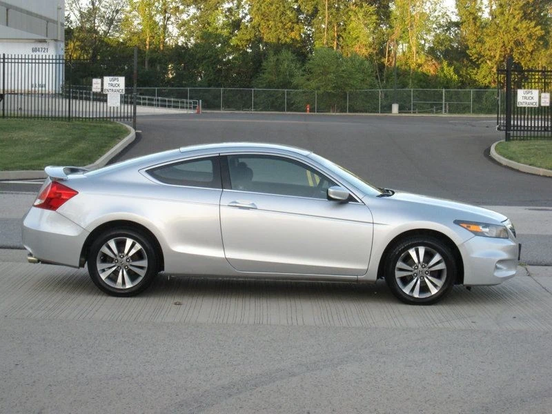2012 Honda Accord 8th Gen - Image 9 of 12