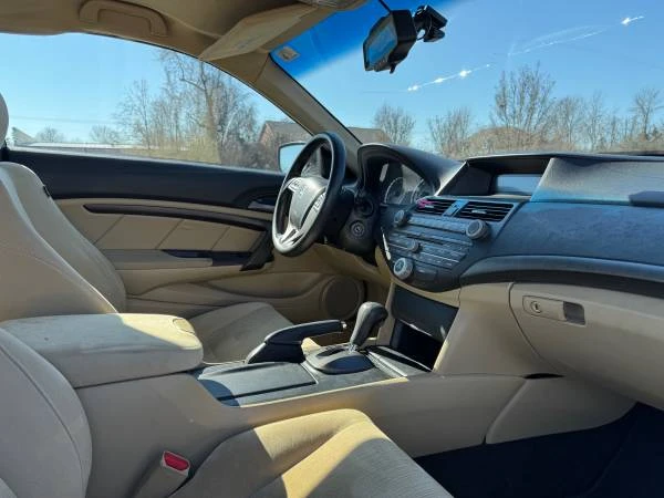 2012 Honda Accord 8th Gen - Image 6 of 10