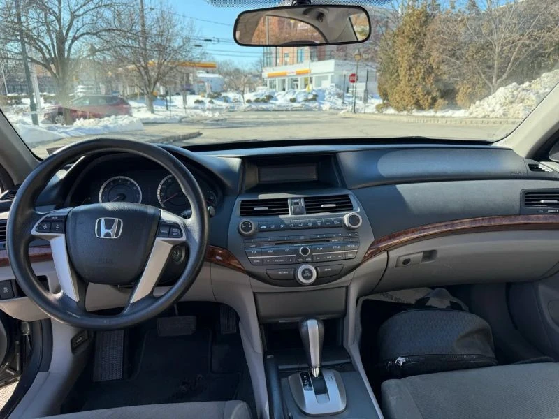 2012 Honda Accord 8th Gen - Image 11 of 12