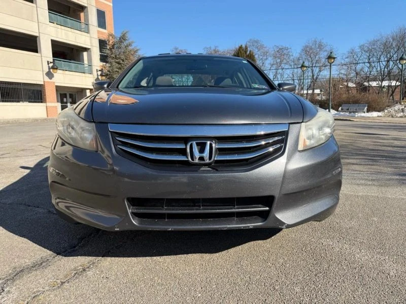 2012 Honda Accord 8th Gen - Image 2 of 12