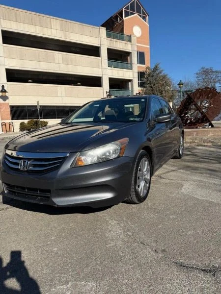 2012 Honda Accord 8th Gen - Image 3 of 12