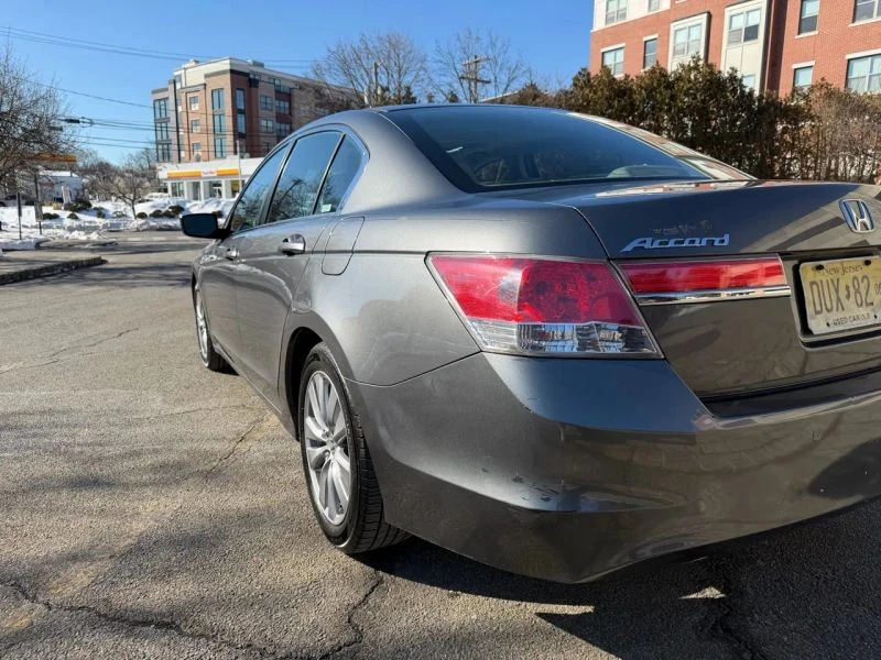 2012 Honda Accord 8th Gen - Image 5 of 12
