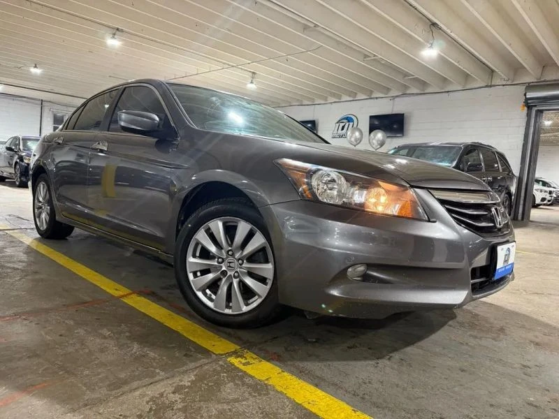 2012 Honda Accord 8th Gen - Image 5 of 12