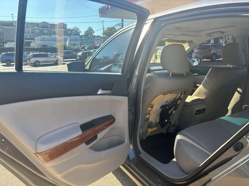 2012 Honda Accord 8th Gen - Image 12 of 12