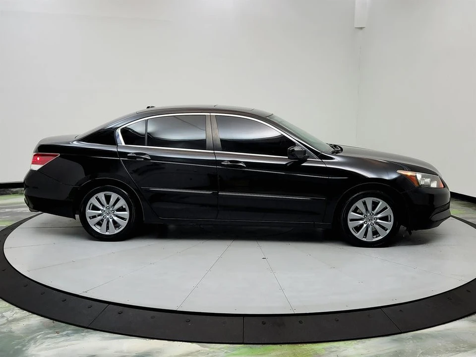 2012 Honda Accord 8th Gen - Image 4 of 12