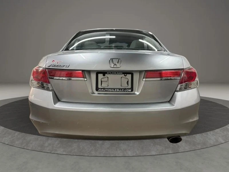 2012 Honda Accord 8th Gen - Image 4 of 12