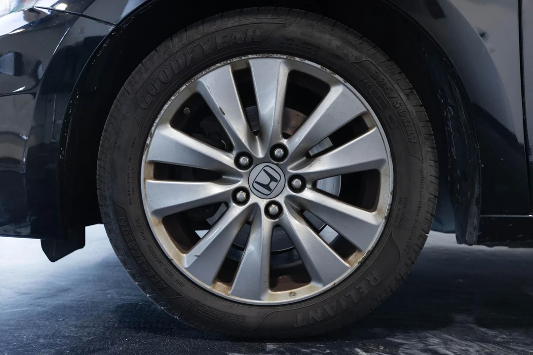 2012 Honda Accord 8th Gen - Image 5 of 12