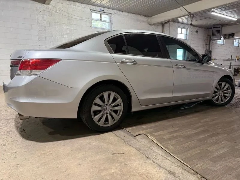 2012 Honda Accord 8th Gen - Image 5 of 12