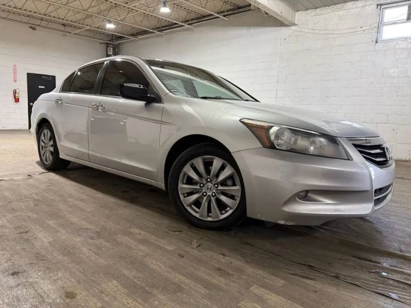 2012 Honda Accord 8th Gen - Image 6 of 12