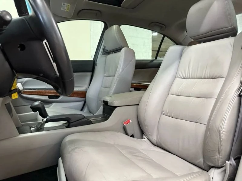 2012 Honda Accord 8th Gen - Image 10 of 12