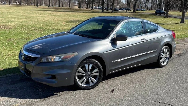 2012 Honda Accord 8th Gen - Image 2 of 12