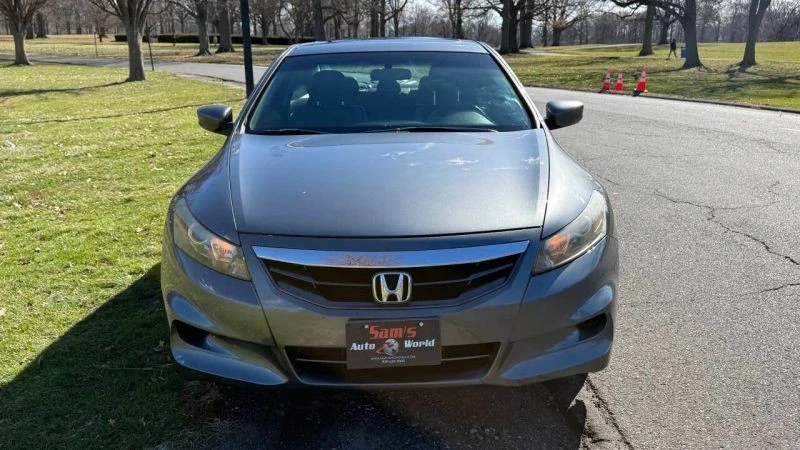 2012 Honda Accord 8th Gen - Image 3 of 12