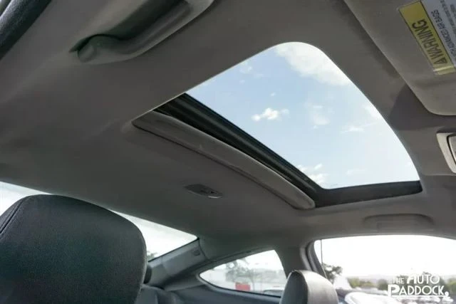 2012 Honda Accord 8th Gen - Image 16 of 21