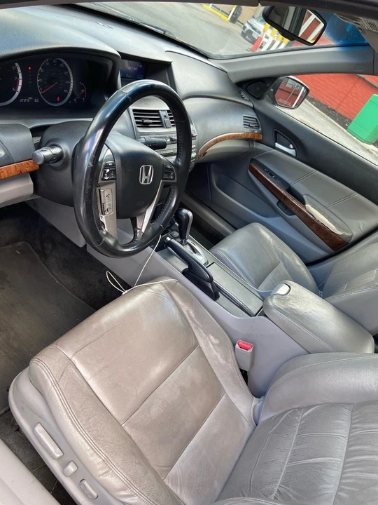 2012 Honda Accord 8th Gen - Image 9 of 11