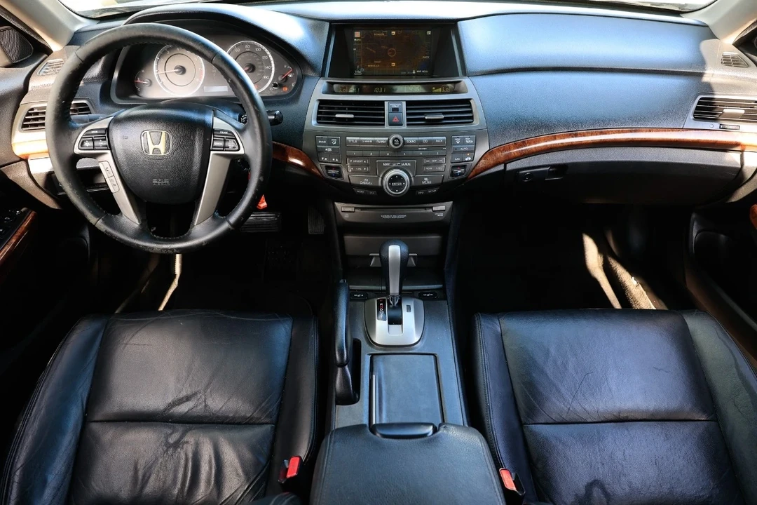 2012 Honda Accord 8th Gen - Image 2 of 12