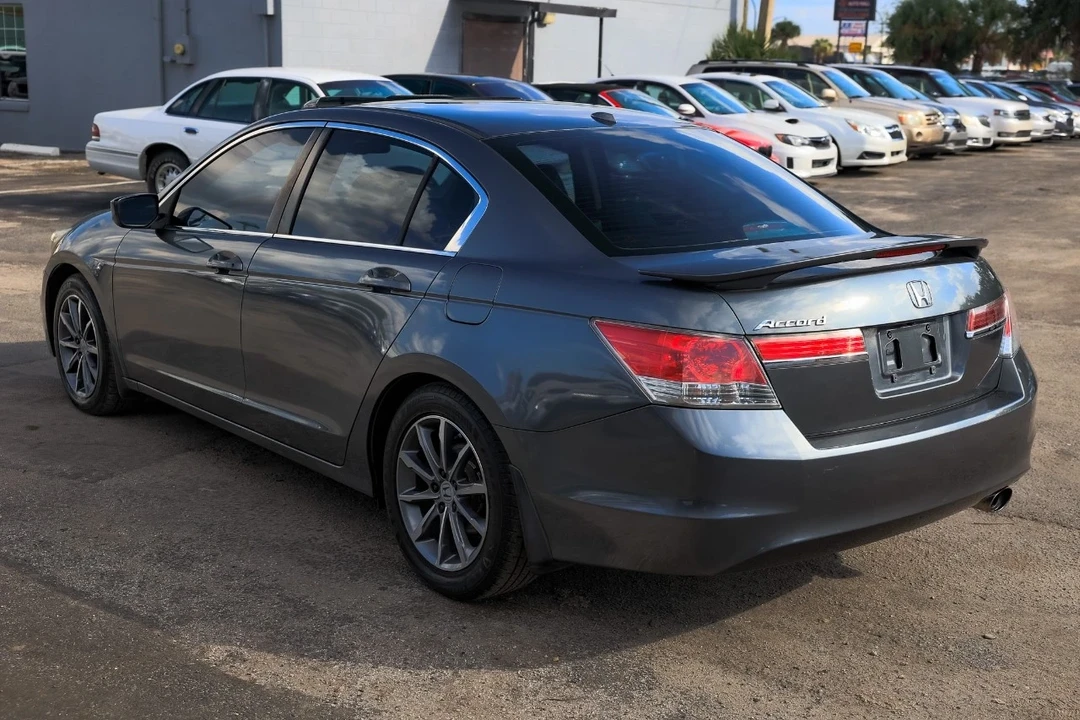2012 Honda Accord 8th Gen - Image 5 of 12