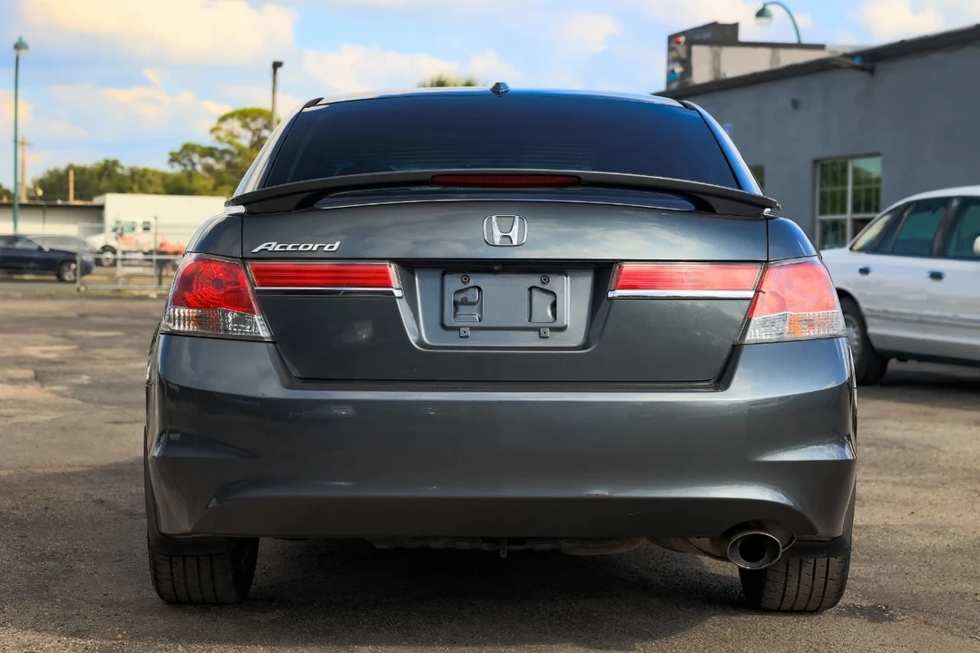 2012 Honda Accord 8th Gen - Image 7 of 12