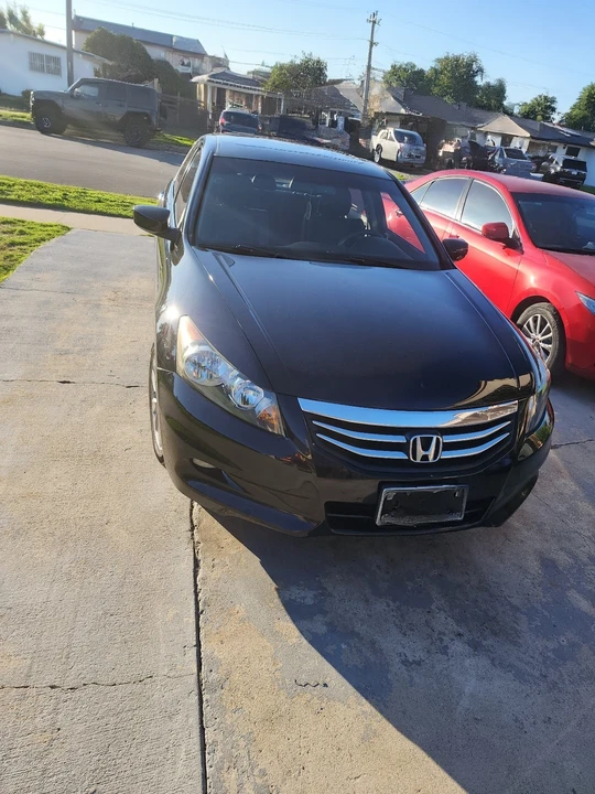 2012 Honda Accord 8th Gen - Image 4 of 10