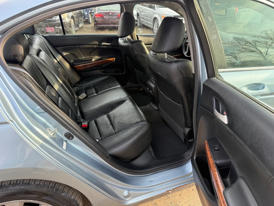 2012 Honda Accord 8th Gen - Image 16 of 20