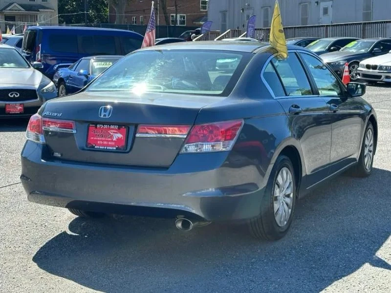 2012 Honda Accord 8th Gen - Image 4 of 12