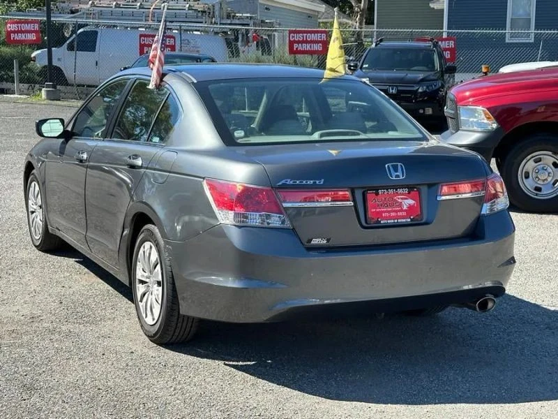 2012 Honda Accord 8th Gen - Image 6 of 12