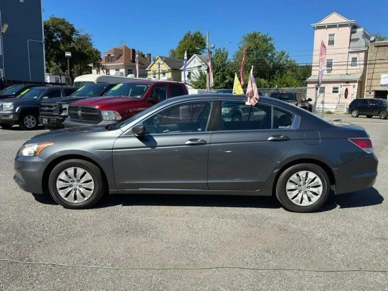 2012 Honda Accord 8th Gen - Image 8 of 12