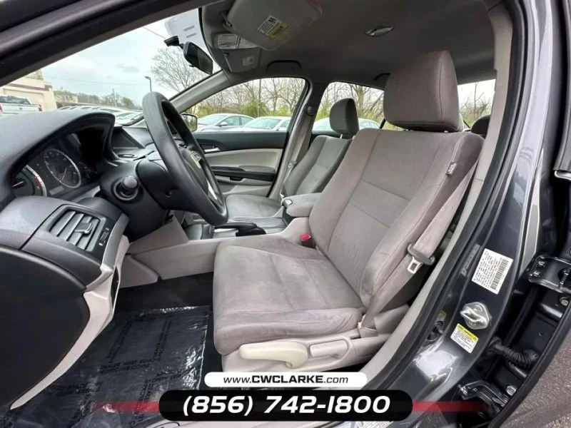 2012 Honda Accord 8th Gen - Image 10 of 12