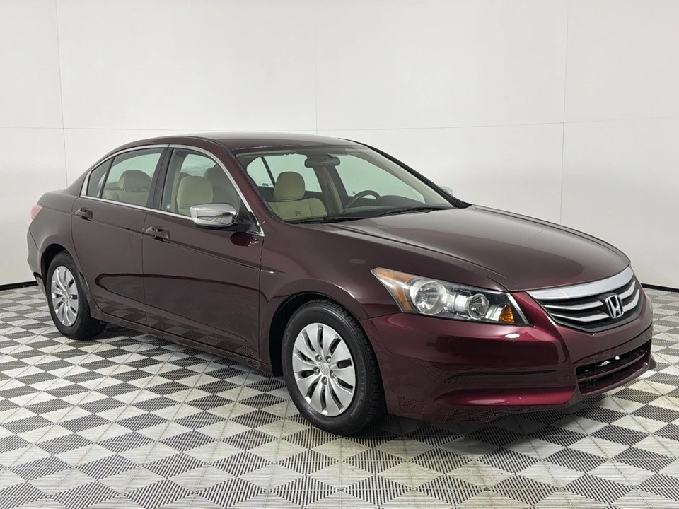 2012 Honda Accord 8th Gen - Image 3 of 12