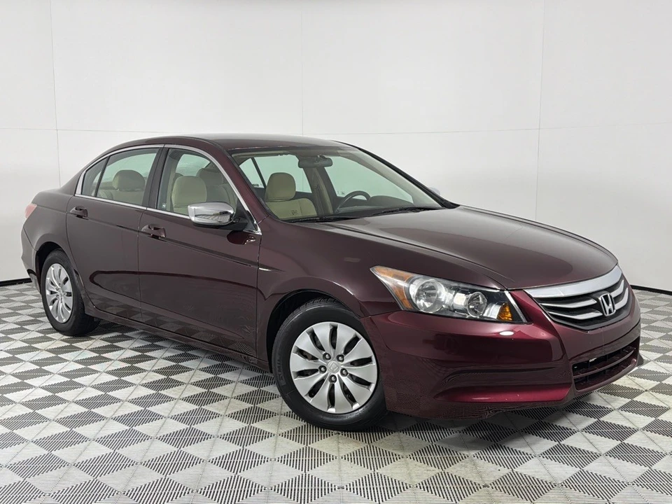 2012 Honda Accord 8th Gen - Image 2 of 12