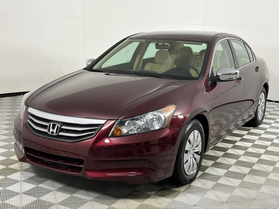 2012 Honda Accord 8th Gen - Image 9 of 12