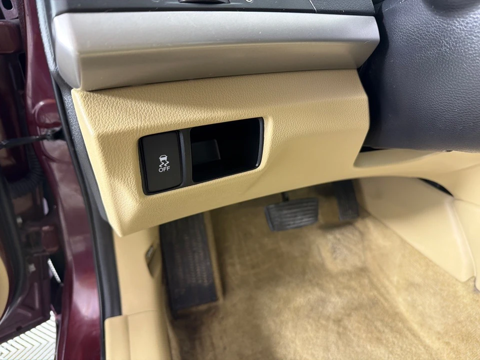 2012 Honda Accord 8th Gen - Image 11 of 12
