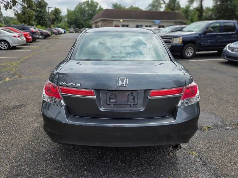 2012 Honda Accord 8th Gen - Image 3 of 12