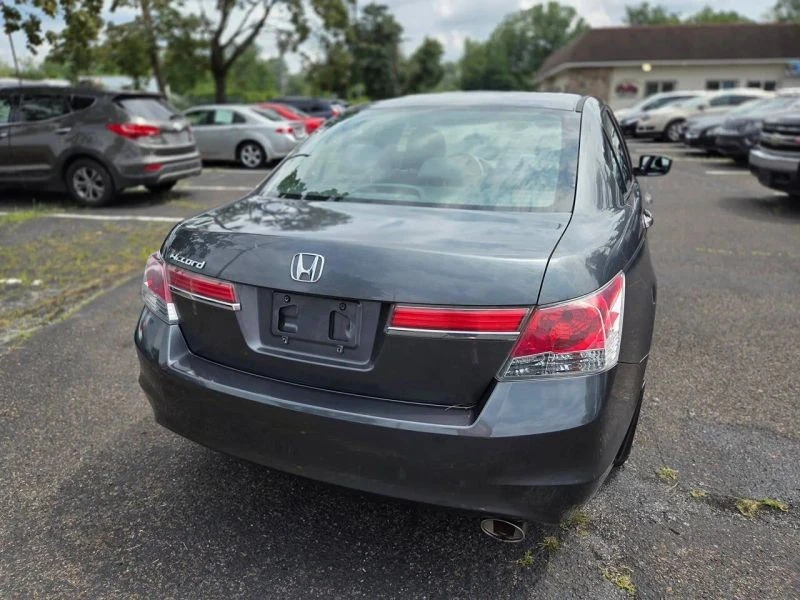 2012 Honda Accord 8th Gen - Image 5 of 12