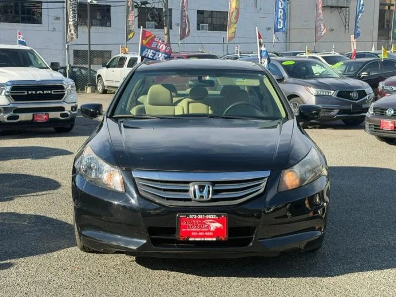 2012 Honda Accord 8th Gen - Image 2 of 12
