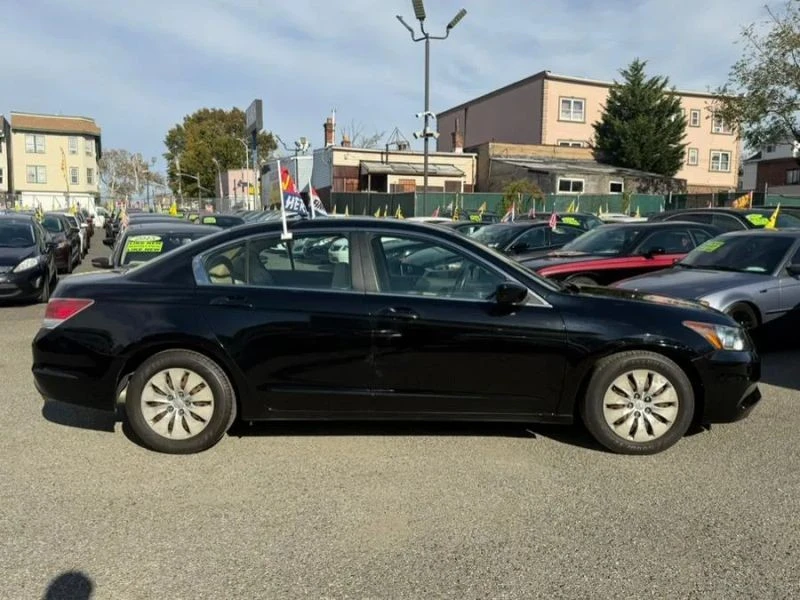 2012 Honda Accord 8th Gen - Image 8 of 12