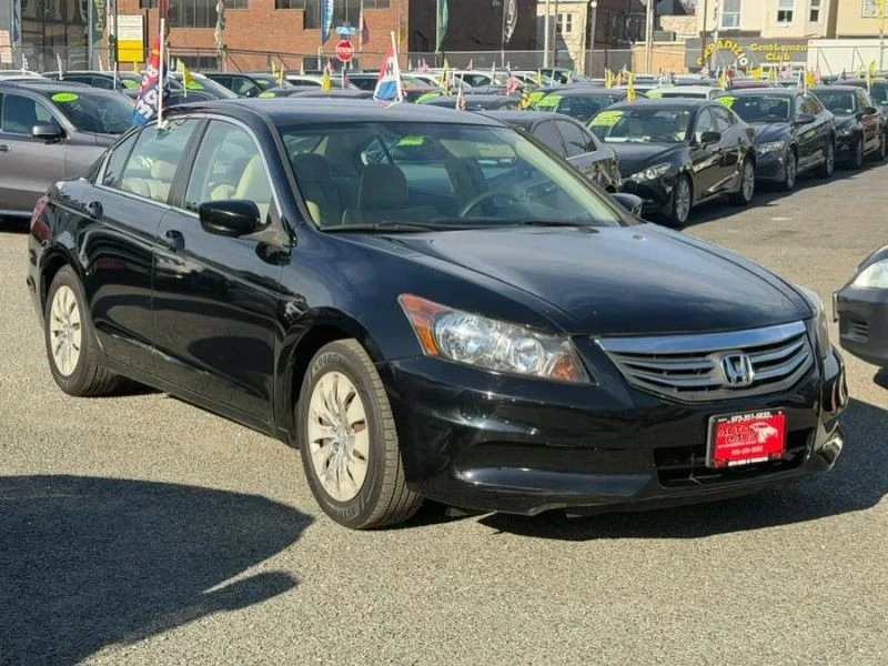 2012 Honda Accord 8th Gen - Image 3 of 12