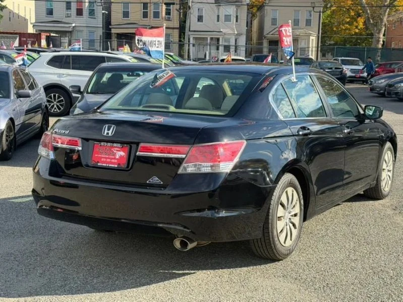 2012 Honda Accord 8th Gen - Image 4 of 12