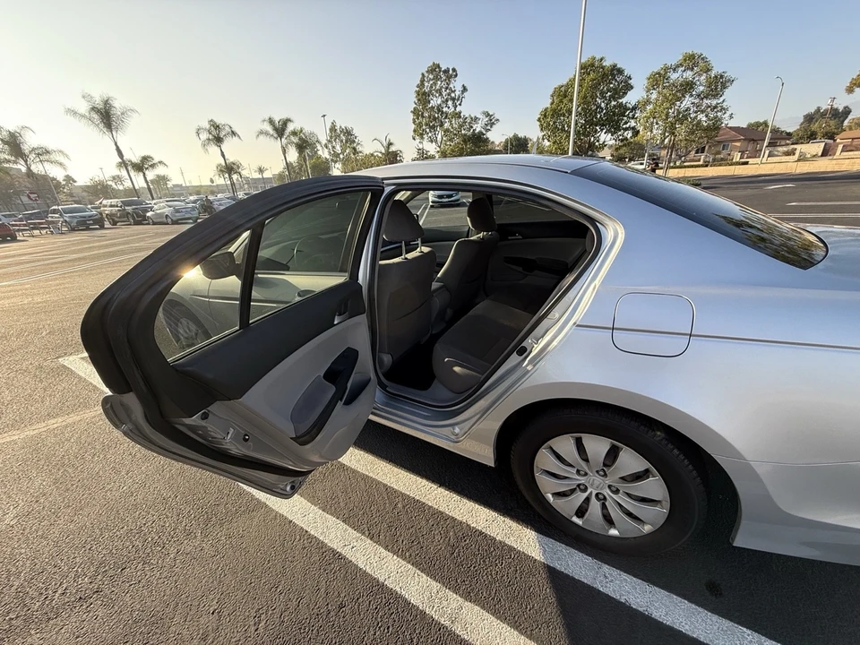 2012 Honda Accord 8th Gen - Image 20 of 21