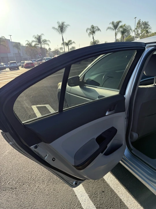 2012 Honda Accord 8th Gen - Image 21 of 21