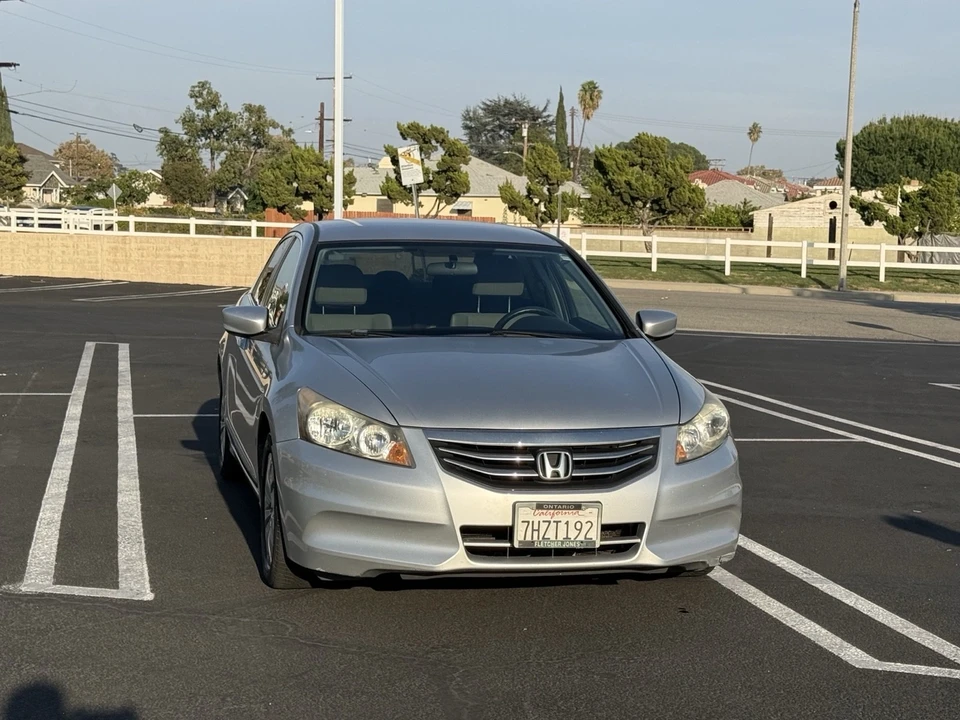 2012 Honda Accord 8th Gen - Image 7 of 21